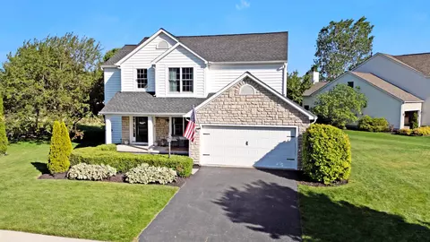 7533 Fairfield Lakes Dr, Powell, OH 43065