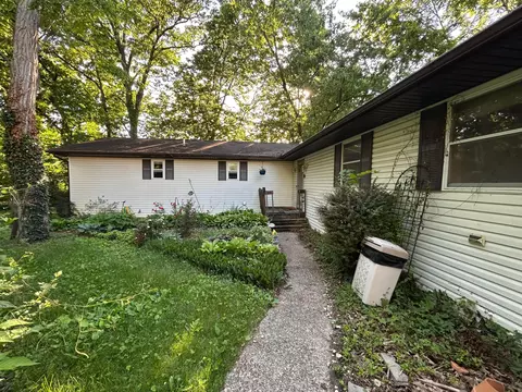 1069 Edgewood Dr, Chillicothe, OH 45601