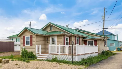 4881 Decker Ave NE, Thornville, OH 43076