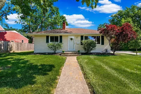 2168 Shrewsbury Rd, Columbus, OH 43221