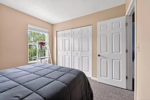 Bedroom - 22 Tabilore Loop, Delaware, OH 43015 photo 10 of 11