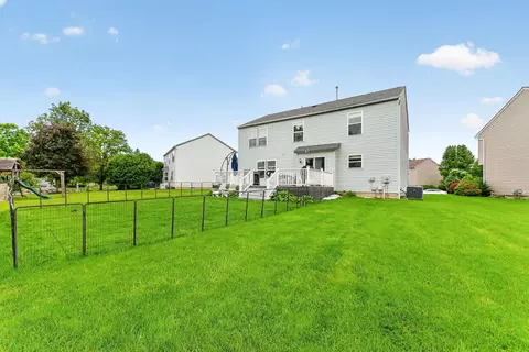 Exterior - 22 Tabilore Loop, Delaware, OH 43015 photo 10 of 13