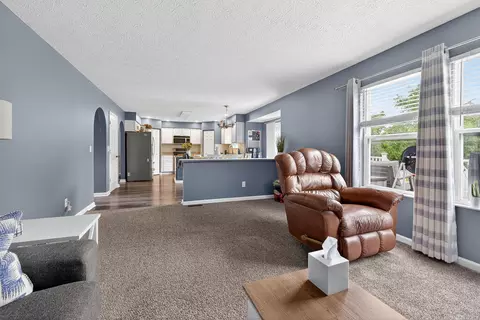 Living - 22 Tabilore Loop, Delaware, OH 43015 photo 4 of 7