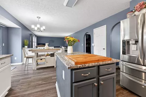 Kitchen - 22 Tabilore Loop, Delaware, OH 43015 photo 6 of 6