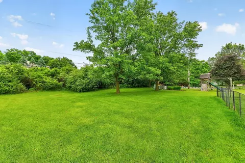 Exterior - 22 Tabilore Loop, Delaware, OH 43015 photo 12 of 13