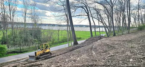 178 Avon Pl SE, Buckeye Lake, OH 43008