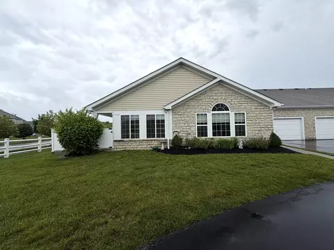 4233 Stream Bank Ln, Hilliard, OH 43026