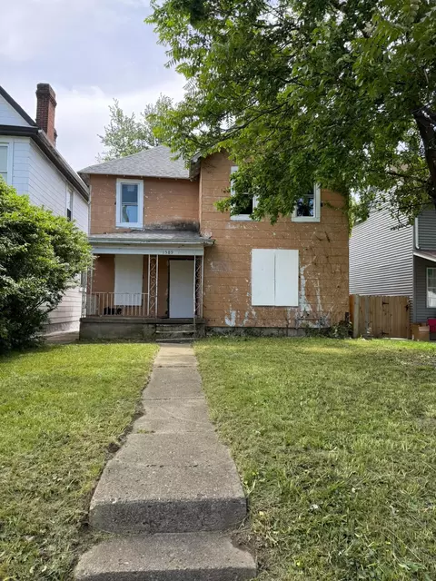1589 Minnesota Ave, Columbus, OH 43211