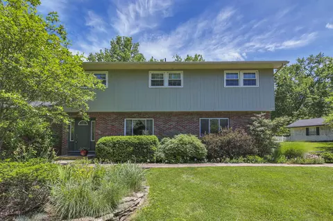 830 Harvest Lane Ct, Columbus, OH 43213