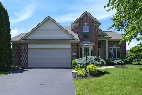 6218 Falcon Chase Dr, Westerville, OH 43082