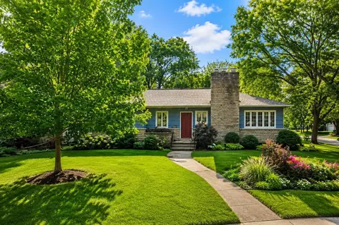 5804 Falmouth Ct, Columbus, OH 43085