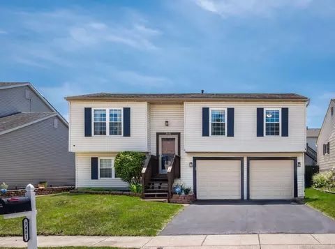 3481 High Creek Dr, Columbus, OH 43223