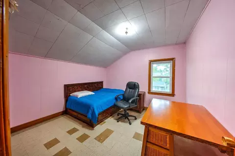 Bedroom - 669 New Milford Rd, Rootstown, OH 44272 photo 7 of 8