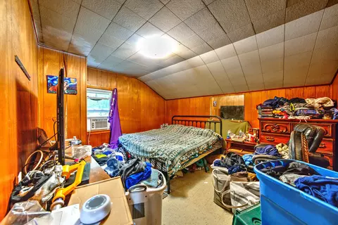 Bedroom - 669 New Milford Rd, Rootstown, OH 44272 photo 4 of 8