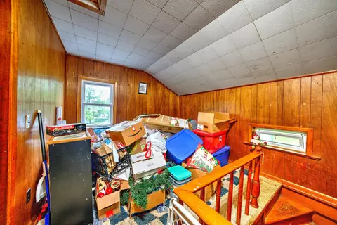 Entry Way - 669 New Milford Rd, Rootstown, OH 44272 photo 1 of 3