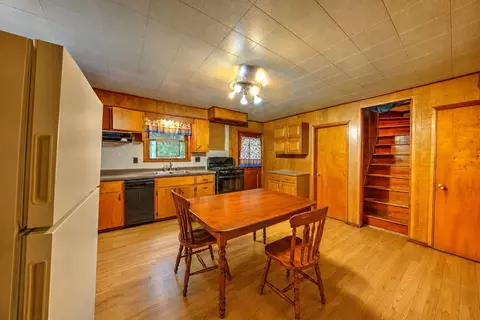 Kitchen - 669 New Milford Rd, Rootstown, OH 44272 photo 2 of 4