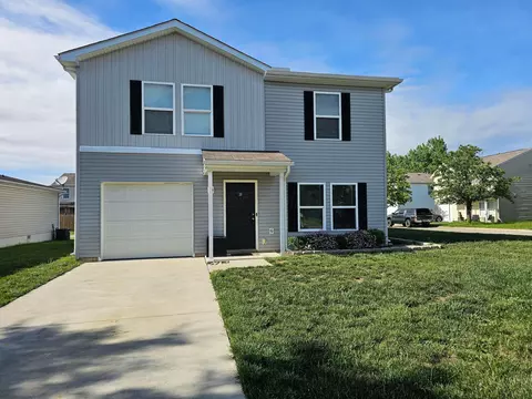 30 Waterman Ave, Commercial Point, OH 43116