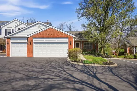 3068 Ravine Pointe Dr, Columbus, OH 43231