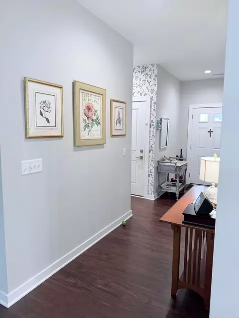 Entry Way - 181 Lenell Loop, Delaware, OH 43015 photo 4 of 4