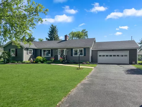 1552 Grimes Cir, Urbana, OH 43078