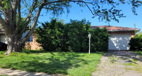 5588 Tamarack Blvd, Columbus, OH 43229