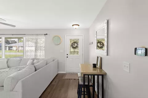 Entry Way - 288 Sara Ave, Marion, OH 43302 photo 1 of 1