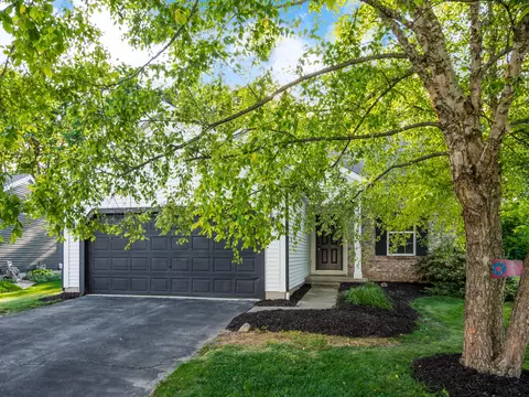 1618 Meadowlark Ln, Marysville, OH 43040