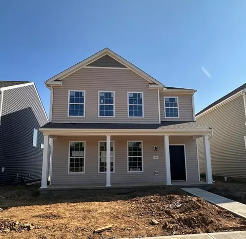 147 Blackwood Ave, Newark, OH 43055