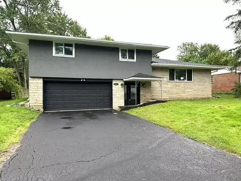 3521 Darbyshire Dr, Hilliard, OH 43026