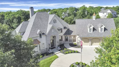 1839 Woodland Hall Dr, Delaware, OH 43015