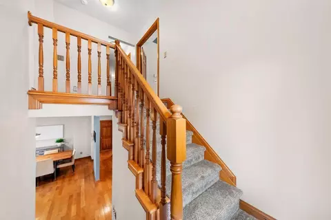 Entry Way - 758 Covered Bridge Dr, Delaware, OH 43015 photo 4 of 6