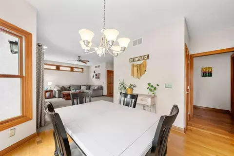 Dining - 758 Covered Bridge Dr, Delaware, OH 43015 photo 4 of 4
