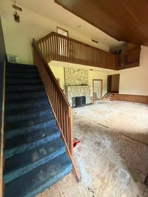 Living - 4241 Summit View Rd, Dublin, OH 43016 photo 1 of 1