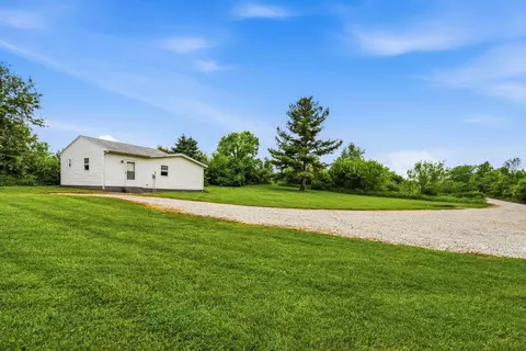 11687 Broadgauge Rd, South Vienna, OH 45369