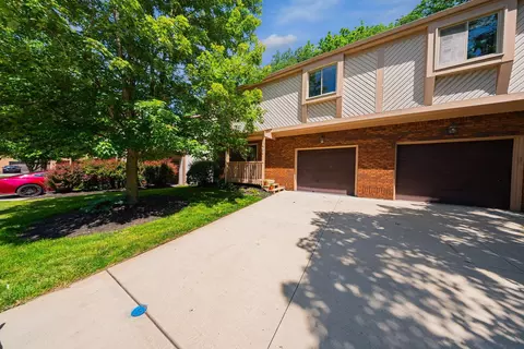400 Fenway Rd #A, Columbus, OH 43214