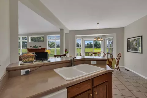 Kitchen - 103 Trail East SW, Pataskala, OH 43062 photo 6 of 7
