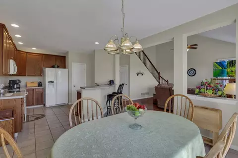 Dining - 103 Trail East SW, Pataskala, OH 43062 photo 2 of 3