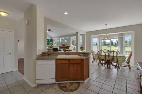 Kitchen - 103 Trail East SW, Pataskala, OH 43062 photo 5 of 7