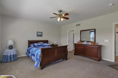 Bedroom - 103 Trail East SW, Pataskala, OH 43062 photo 2 of 7