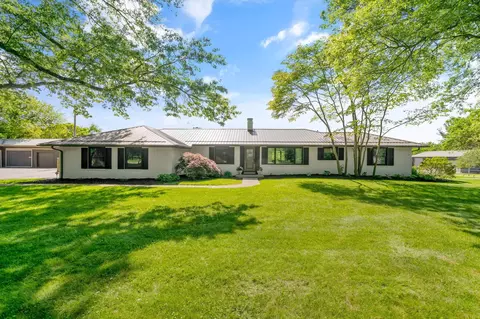 5516 Lancaster Rd, Hebron, OH 43025