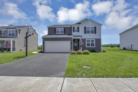 1168 Lake Forest Dr, Hebron, OH 43025