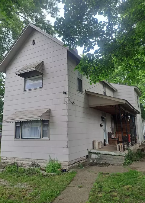 370 Buckingham St, Newark, OH 43055