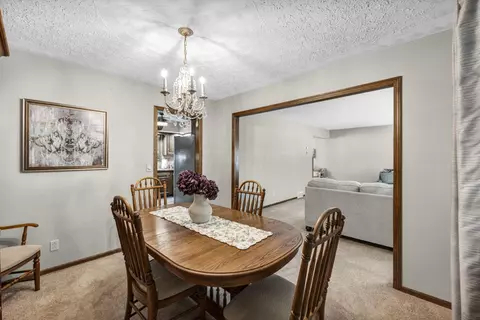 Dining - 521 Garden Pl, Marion, OH 43302 photo 7 of 7