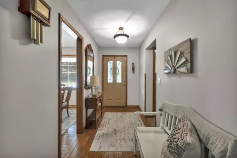 Entry Way - 521 Garden Pl, Marion, OH 43302 photo 1 of 2