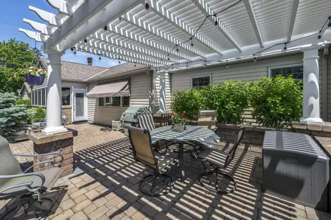 Exterior - 521 Garden Pl, Marion, OH 43302 photo 11 of 20