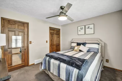 Bedroom - 521 Garden Pl, Marion, OH 43302 photo 6 of 10