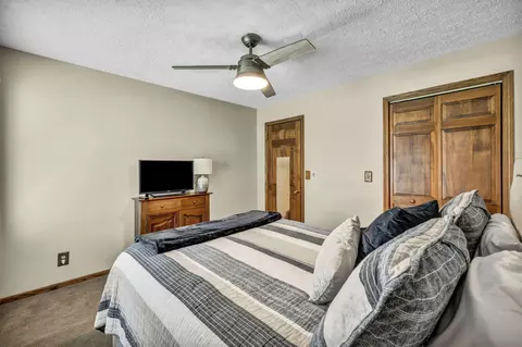 Bedroom - 521 Garden Pl, Marion, OH 43302 photo 5 of 10