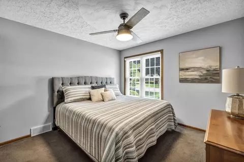 Bedroom - 521 Garden Pl, Marion, OH 43302 photo 3 of 10