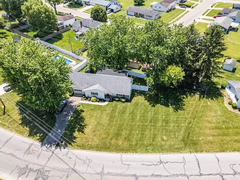 View/Area - 585 Edgewood Dr, Circleville, OH 43113 photo 7 of 8