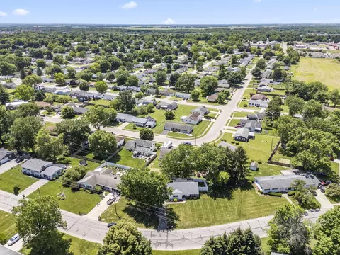 View/Area - 585 Edgewood Dr, Circleville, OH 43113 photo 1 of 8